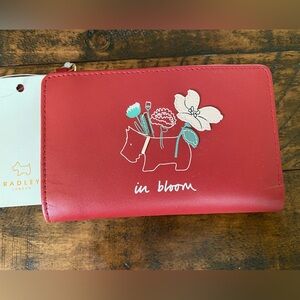 RADLEY LONDON “In Bloom” Red Wallet♥️